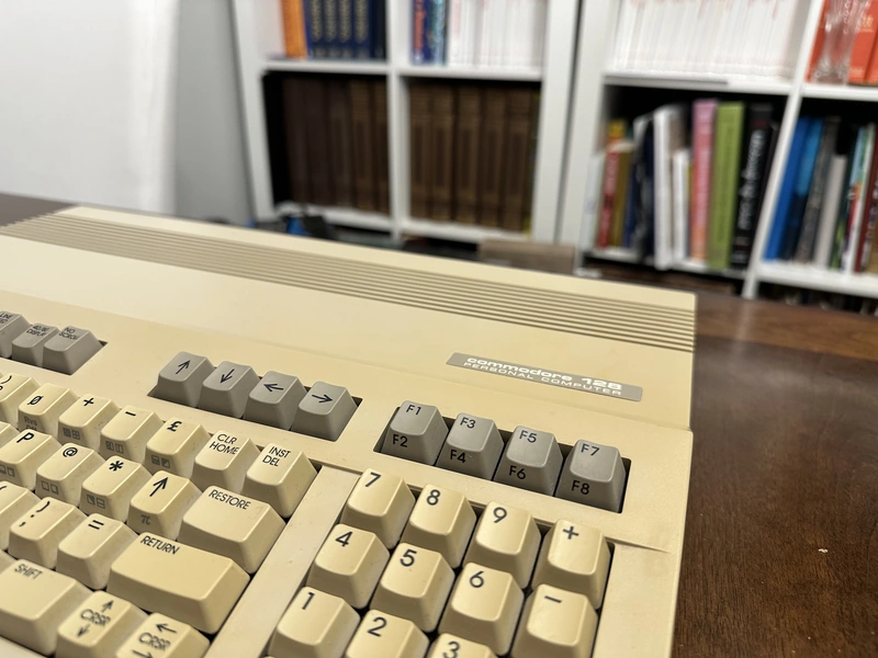 Commodore 128 keypad for professional use