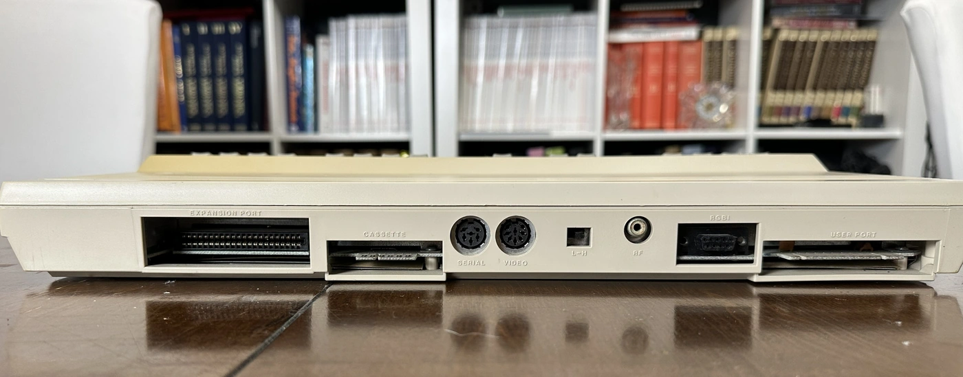 Commodore 128 in 2026, display and expansion ports
